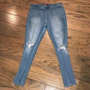 Jennifer Lopez jeans: Size 10